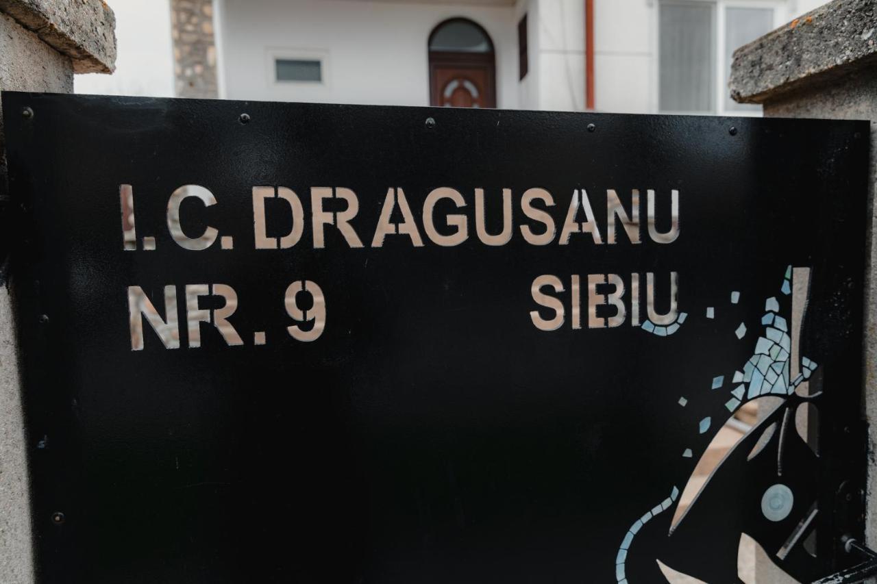Family Fewo Sibiu Bagian luar foto