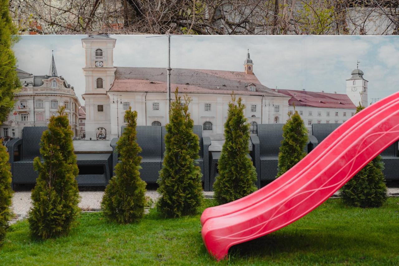 Family Fewo Sibiu Bagian luar foto